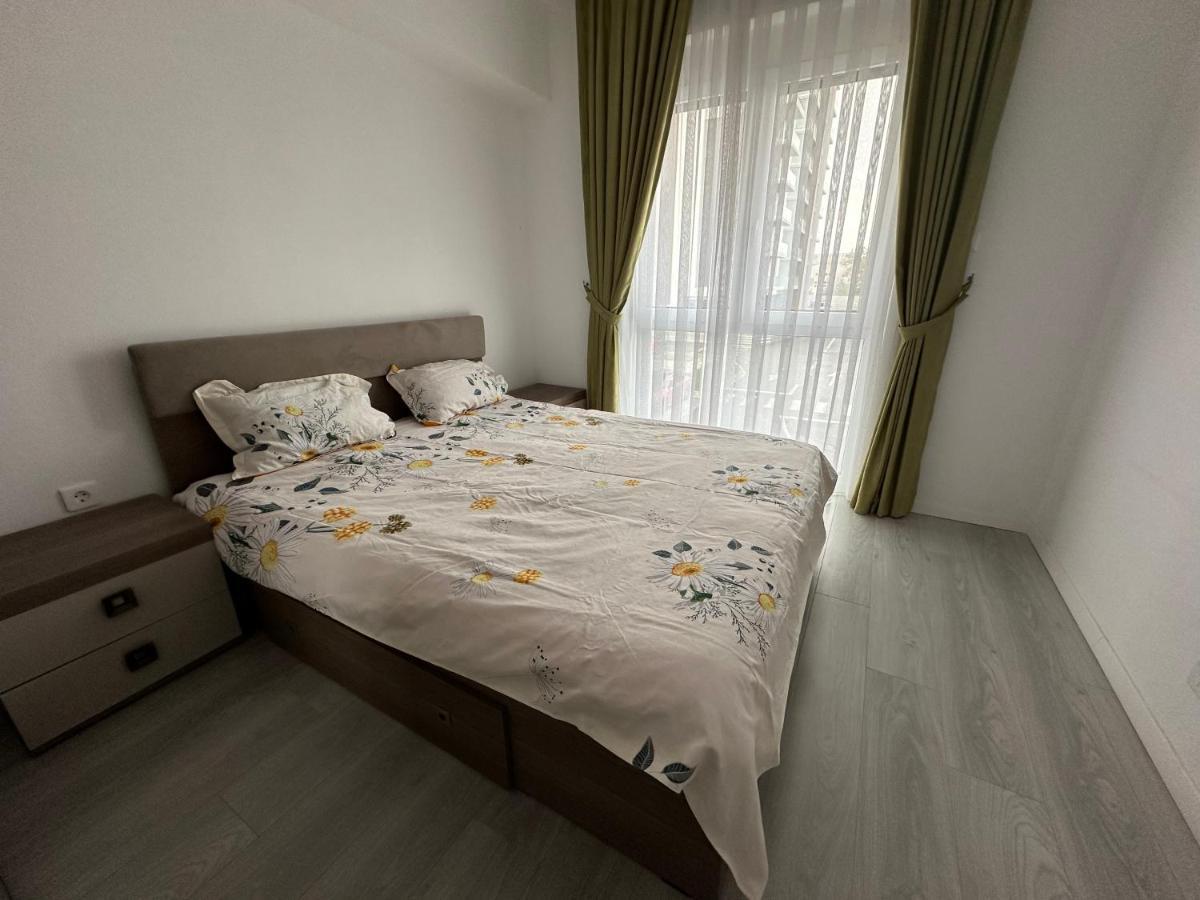 Home & Happy Oradea Luaran gambar