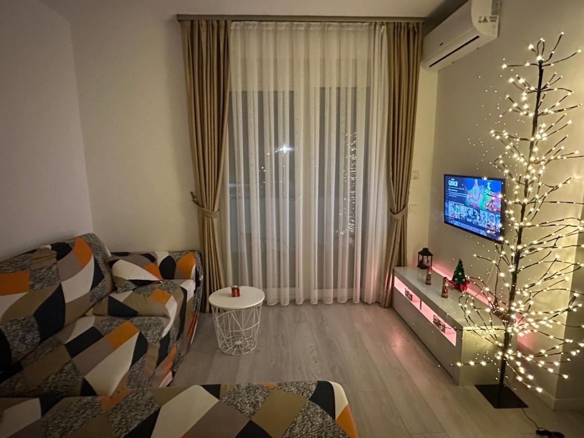 Home & Happy Oradea Luaran gambar